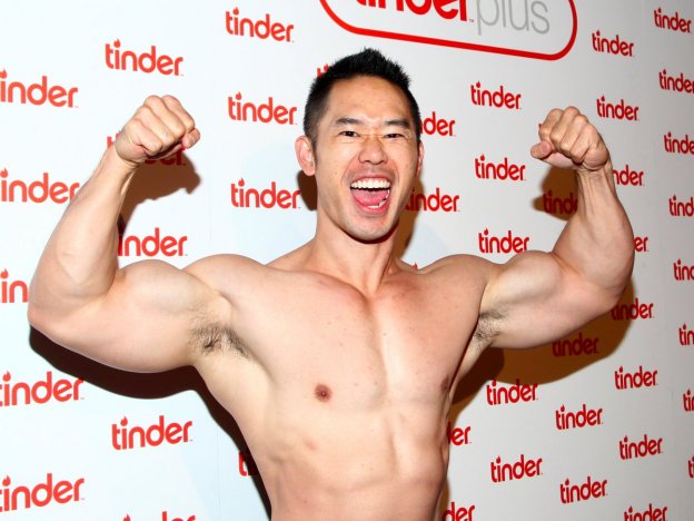 The Tinder Generation is Pressured to Buy Steroids